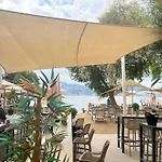 Farrys Boutique & Club - Yalıkavak