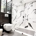 Farrys Boutique & Club - Hotel *
