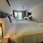 Farrys Boutique & Club - Hotel Yalıkavak