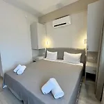 Farrys Boutique & Club - Hotel