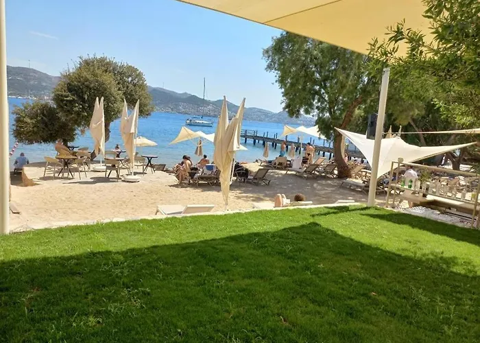 호텔 Farrys Boutique & Club -