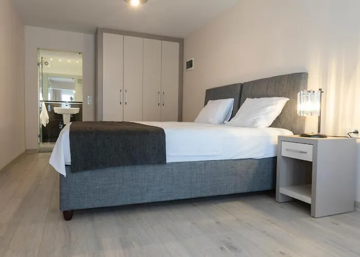 호텔 Farrys Boutique & Club -