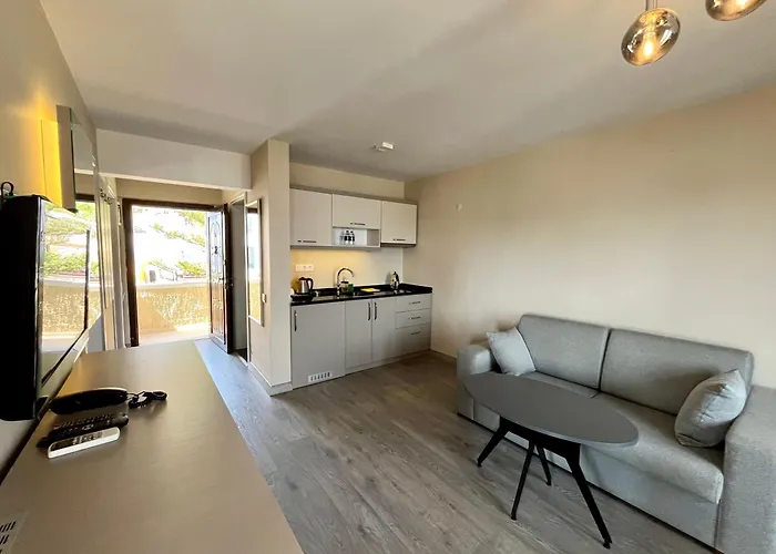 호텔 Farrys Boutique & Club -