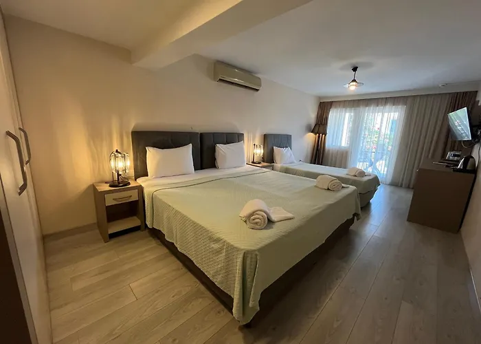 호텔 Farrys Boutique & Club -